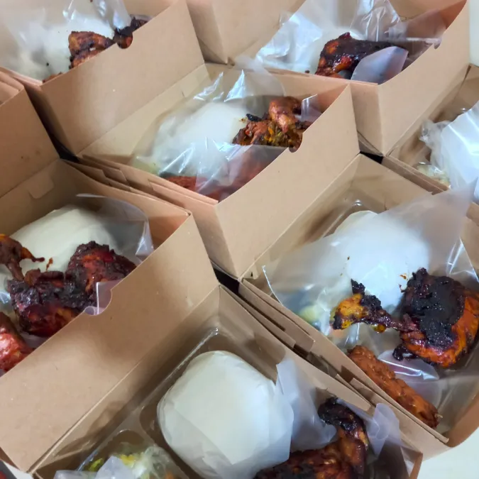Catering Nasi Box dan Nasi Besek Catering Ibu Dedeh